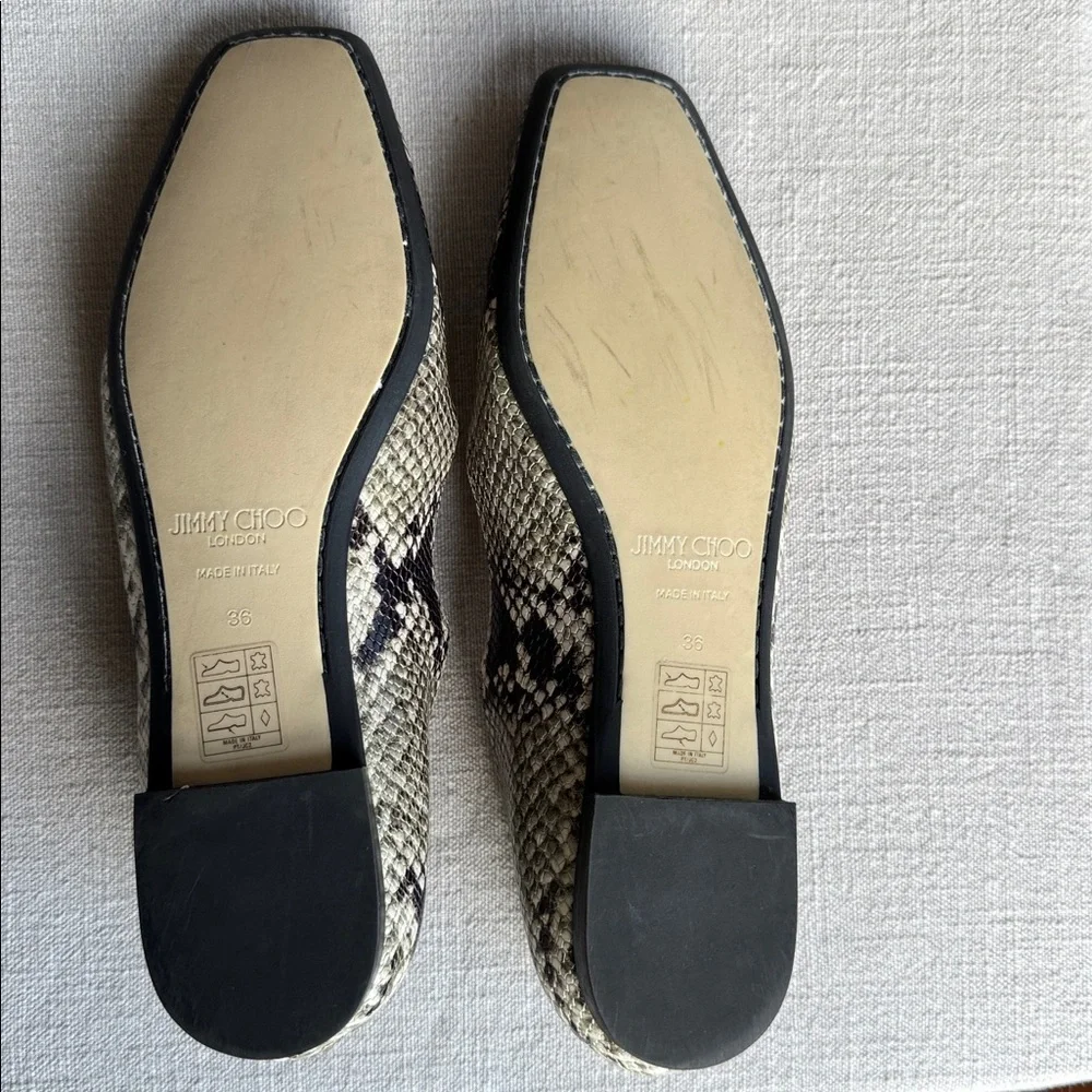 JIMMY CHOO Modell Squared Toe Snake Flats Sz 36